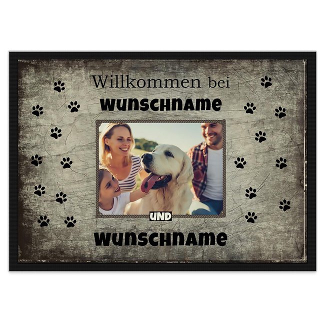 Fußmatte Willkommen - Hund mit Familie - mit Name und Foto
