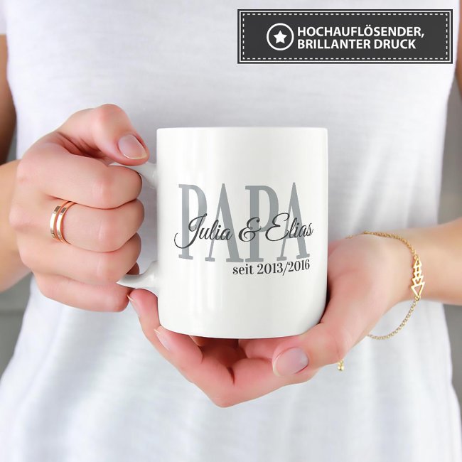 Tasse f&uuml;r Papa mit Kindernamen und Geburtsjahr selbst gestalten - Wei&szlig; Glanz