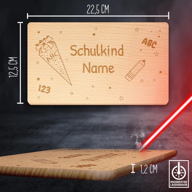 Graviertes Holzbrett - Schulkind - mit Name personalisierbar