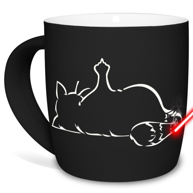 Tassen mit Lasergravur - Katze zeigt Mittelfinger