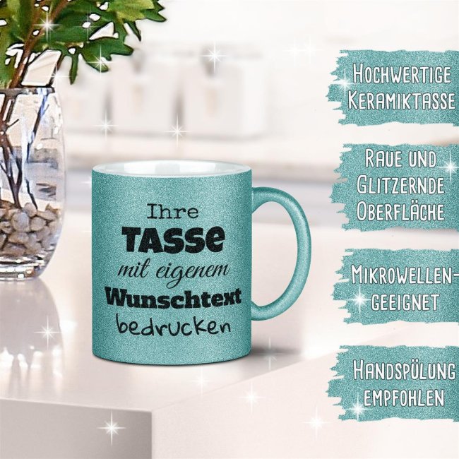Glitzertasse selbst gestalten mit Wunschtext - Hellblau - Mittig gegen&uuml;ber vom Henkel bedruckt