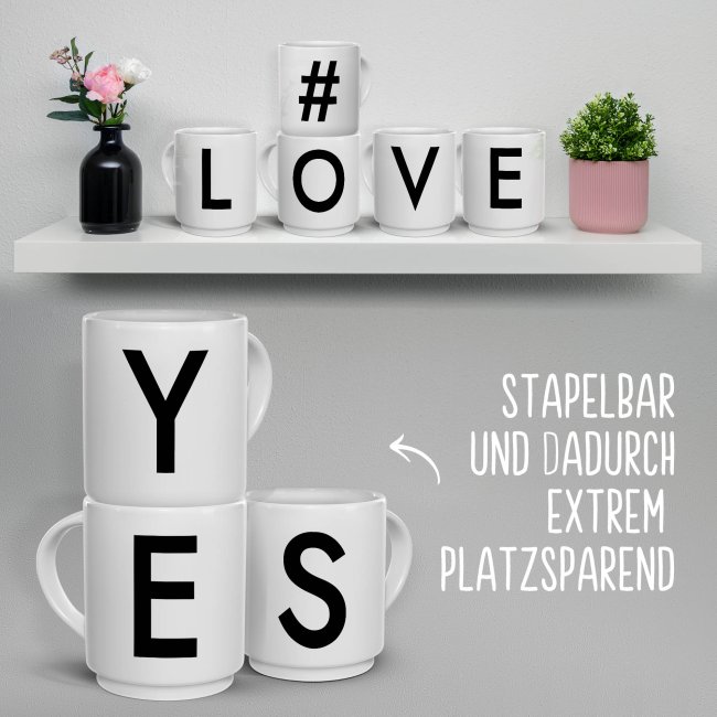 Trendige Stapel-Tasse - Buchstaben &amp; Zeichen