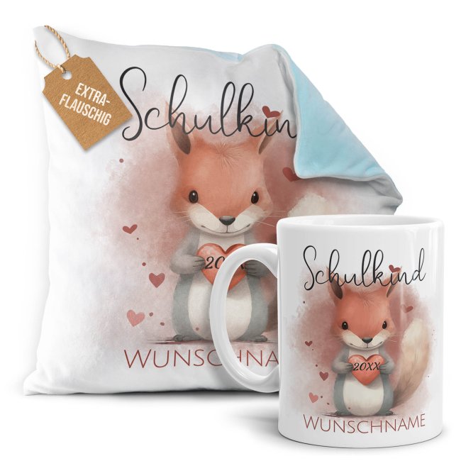 Geschenk-Set zur Einschulung - Flauschkissen hellblau &amp; Tasse - Eichh&ouml;rnchen - mit Name und Jahreszahl personalisierbar