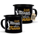 Schwarze Emaille-Tasse mit Spruch - Echte M&auml;nner...