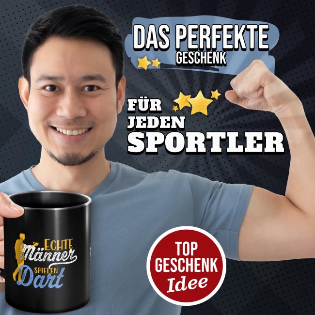 Schwarze Tasse mit Spruch - Echte M&auml;nner spielen Dart