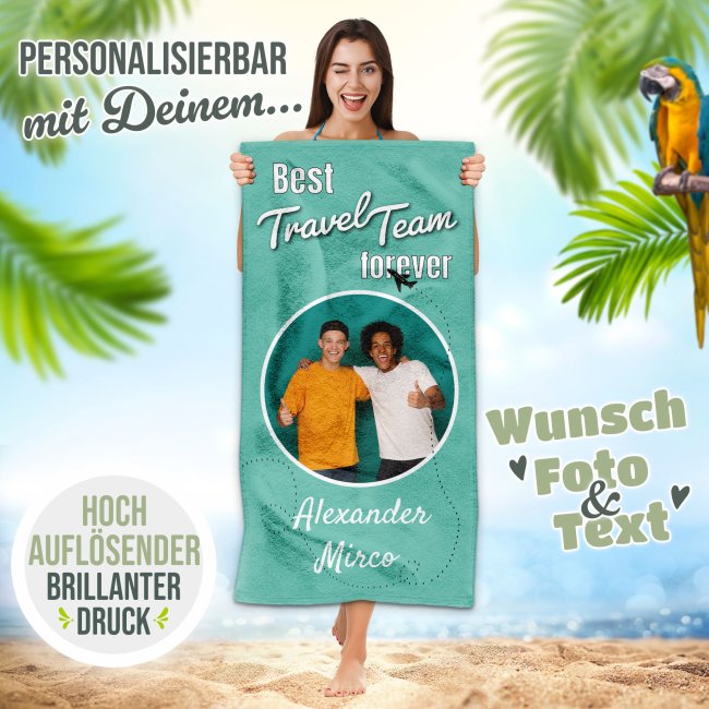 Handtuch mit Spruch - Travel Team - mit Foto und Namen gestalten - 2 Gr&ouml;&szlig;en