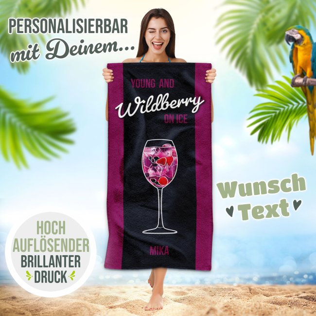 Personalisiertes Handtuch mit Spruch - Wildberry - mit Name bedrucken - in 2 Gr&ouml;&szlig;en