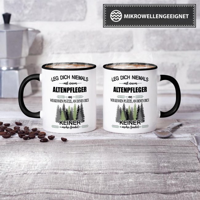 Berufe-Tasse - Leg dich niemals mit einem Altenpfleger an - Schwarz