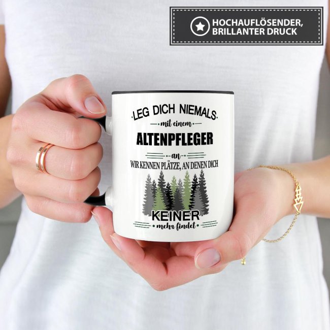 Berufe-Tasse - Leg dich niemals mit einem Altenpfleger an - Schwarz